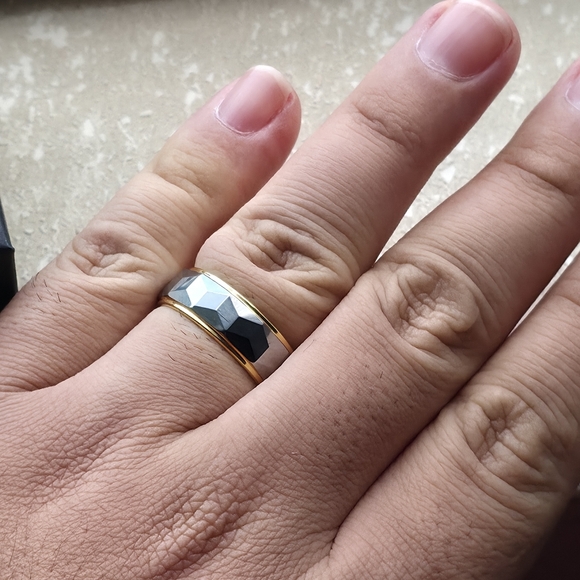 New Silver & Gold Tungsten Rin Size 11 - Picture 4 of 7